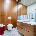- Wenceslas Square 5 Min - 2 King Beds & Balcony By Gravity Apartamento *