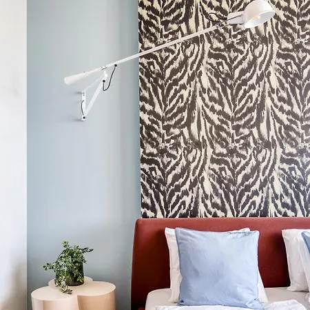 - Wenceslas Square 5 Min - Ac, 2 Double Beds & Balcony By Gravity Prága